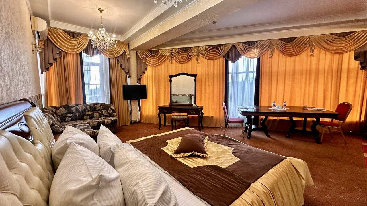 Фото Парк-Отеля Уют Славянск-на-Кубани 27